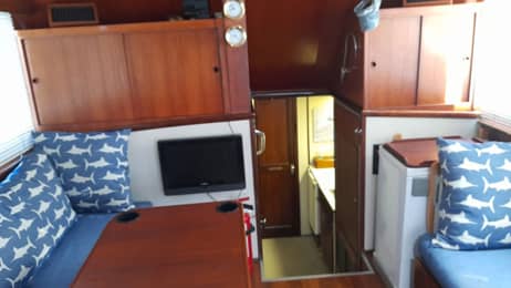 islagirlboat